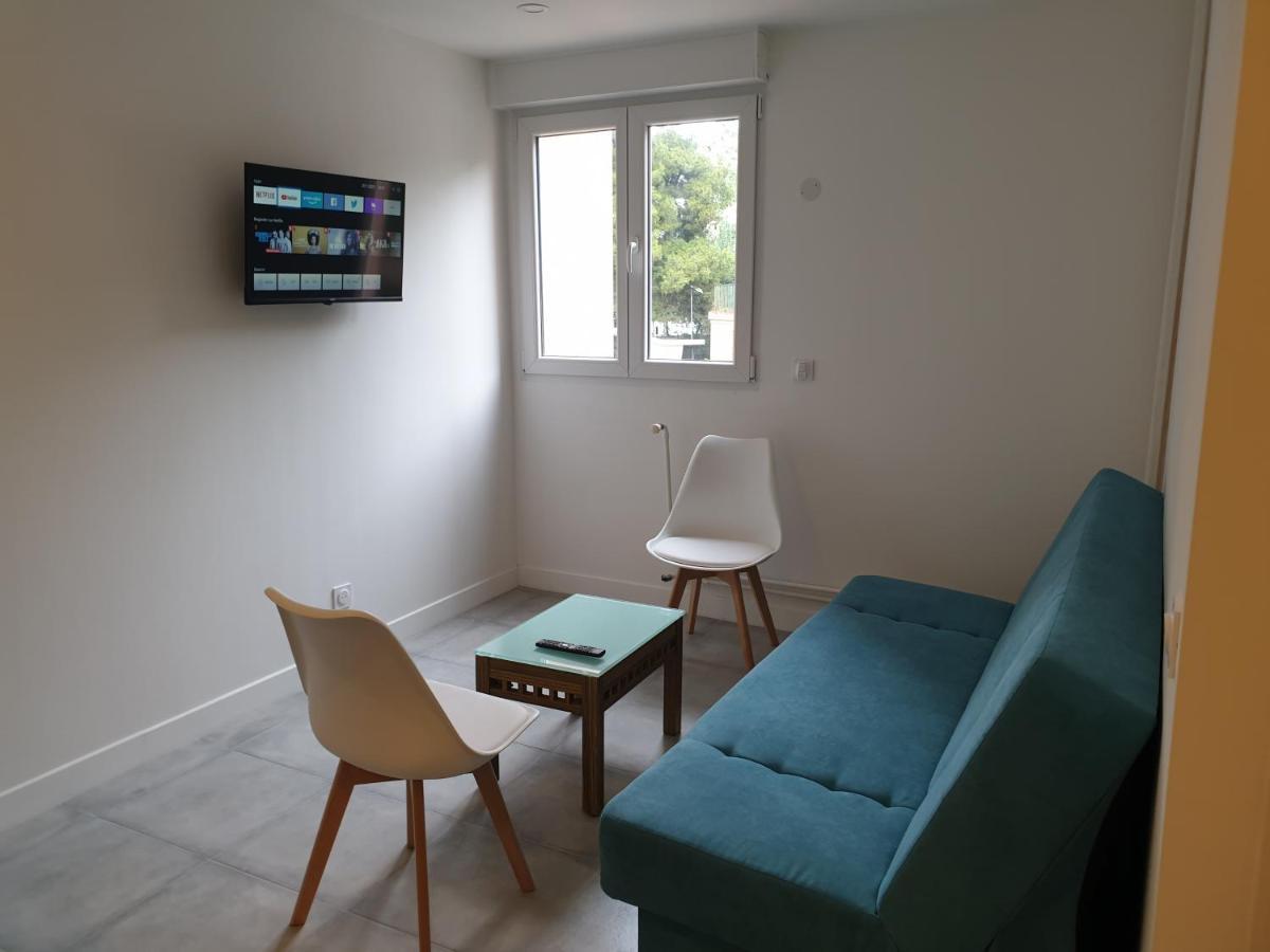 Appartements Renove 2023 Proche Aeroport 5Min, Gare Sncf 2 Min, Tramway Au Pied De L'Immeuble , Parking Possible, Renovated Apartments 2023 Near The Airport 5 Min, Train Station 2 Min, Tram Next To The Building 1 Min, Parking Possible Nice Exteriör bild