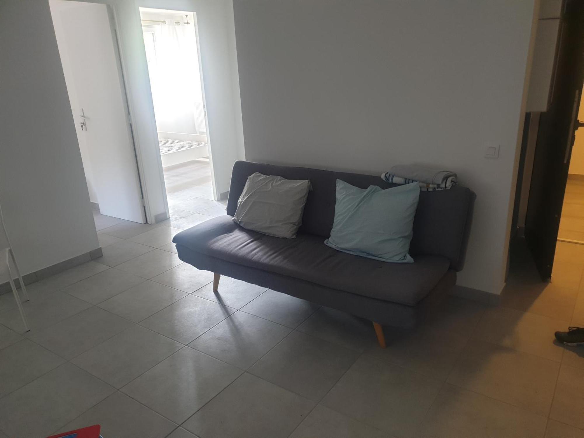Appartements Renove 2023 Proche Aeroport 5Min, Gare Sncf 2 Min, Tramway Au Pied De L'Immeuble , Parking Possible, Renovated Apartments 2023 Near The Airport 5 Min, Train Station 2 Min, Tram Next To The Building 1 Min, Parking Possible Nice Rum bild