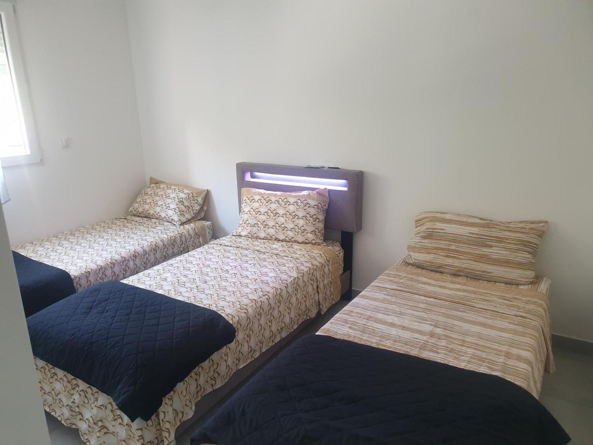 Appartements Renove 2023 Proche Aeroport 5Min, Gare Sncf 2 Min, Tramway Au Pied De L'Immeuble , Parking Possible, Renovated Apartments 2023 Near The Airport 5 Min, Train Station 2 Min, Tram Next To The Building 1 Min, Parking Possible Nice Rum bild